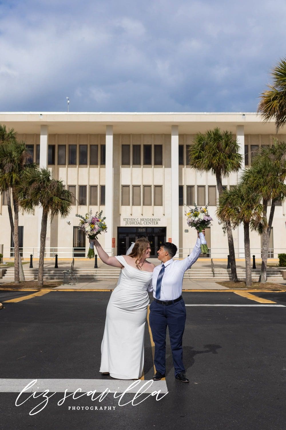 Isabell \u0026 Gabriela's Heartfelt Daytona Beach Courthouse Wedding | Liz  Scavilla Photography | Ormond Beach Wedding Photographer | Family  Photographer, image size:1000x1500